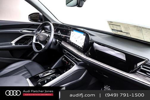2025 Audi Q5 Premium