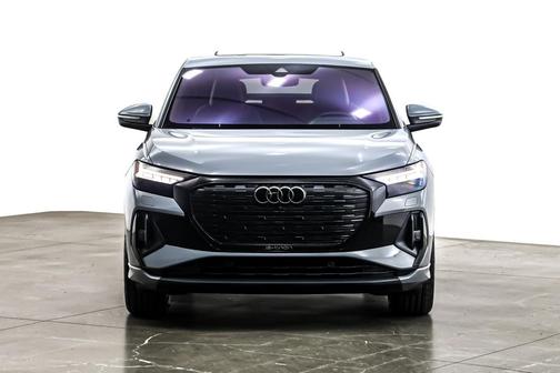 2024 Audi Q4 e-tron Sportback Prestige 55 quattro