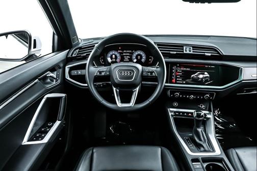 2025 Audi Q3 45 S line Premium Plus