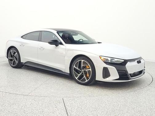 Suzuka Gray Metallic 2023 Audi RS e-tron GT quattro