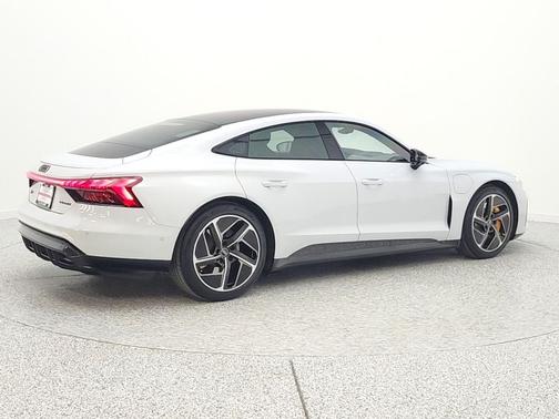 Suzuka Gray Metallic 2023 Audi RS e-tron GT quattro