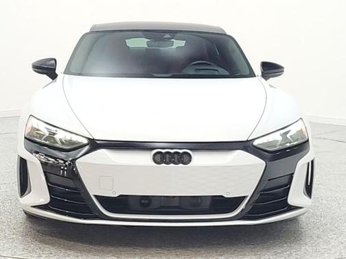 Suzuka Gray Metallic 2023 Audi RS e-tron GT quattro