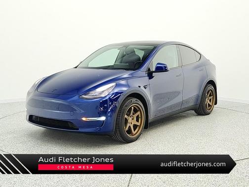 Deep Blue Metallic 2023 Tesla Model Y Long Range Dual Motor All-Wheel Drive