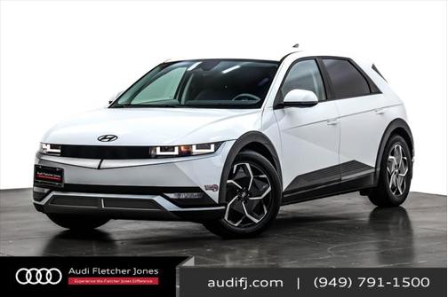 2022 Hyundai IONIQ 5 SE Standard Range