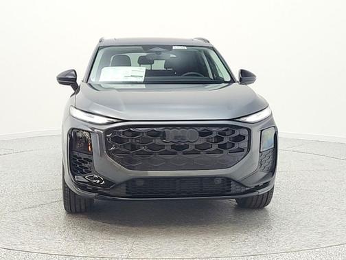 Daytona Gray Pearl Effect 2026 Audi Q3 TFSI quattro S tronic