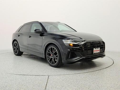 Mythos Black Metallic 2023 Audi Q8 55 Prestige