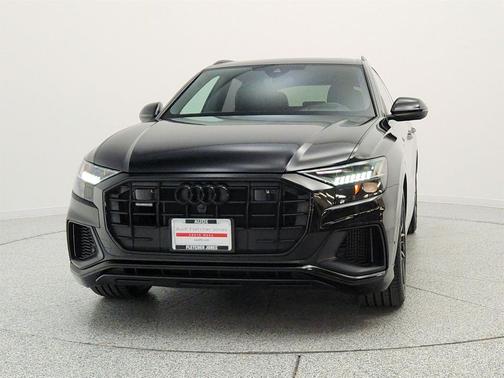 Mythos Black Metallic 2023 Audi Q8 55 Prestige