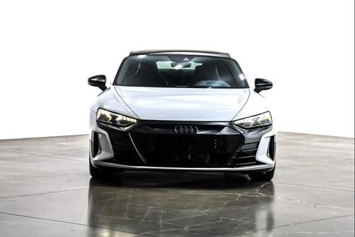 2022 Audi e-tron GT Premium Plus