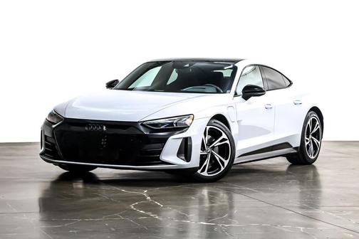 2022 Audi e-tron GT Premium Plus