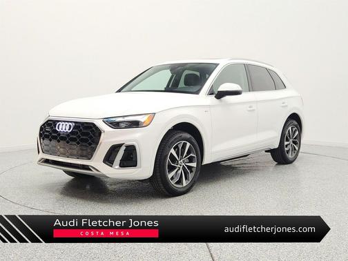 Ibis White 2023 Audi Q5 45 S line Premium Plus