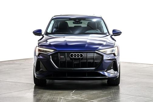 2022 Audi e-tron Sportback S line Premium Plus