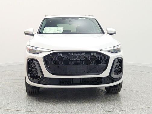 Arkona White 2026 Audi Q5 Premium Plus TFSI quattro S tronic