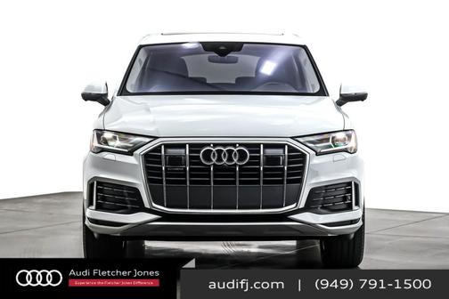 2023 Audi Q7 45 Premium Plus