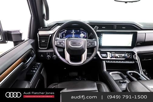 2025 GMC Sierra 2500 Denali