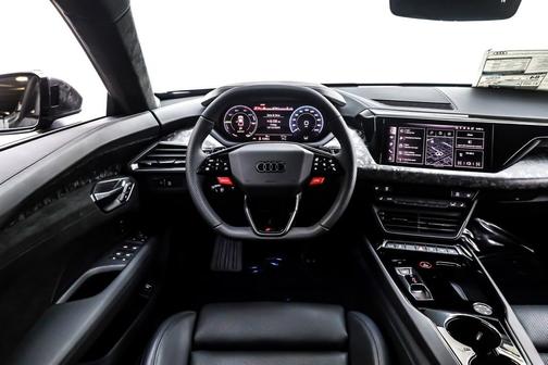 2026 Audi RS e-tron GT quattro