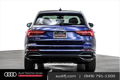 2022 Audi Q3 45 S line Premium