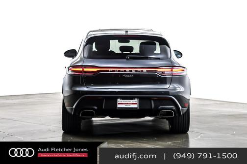 2022 Porsche Macan AWD