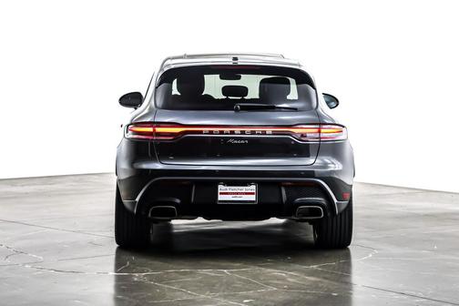 2022 Porsche Macan AWD
