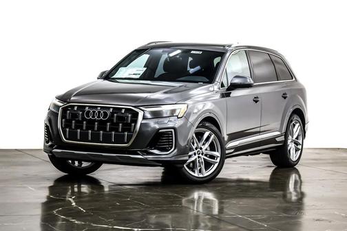 2025 Audi Q7 55 Premium Plus
