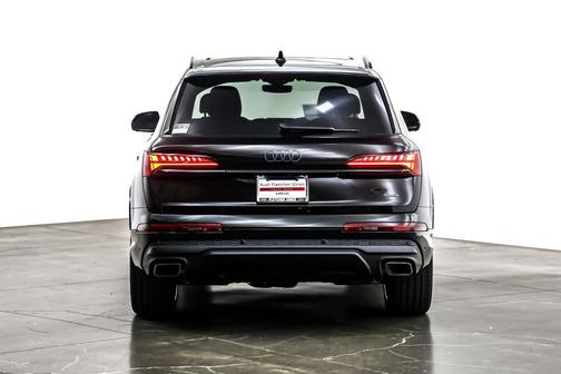 2026 Audi Q7 55 Premium Plus