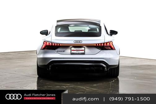 2022 Audi e-tron GT Premium Plus