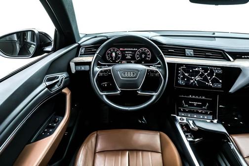 2022 Audi e-tron Premium