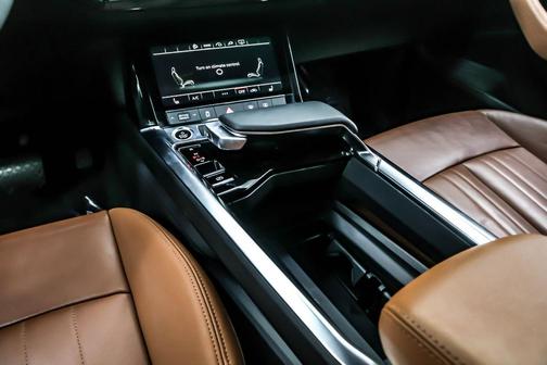 2022 Audi e-tron Premium