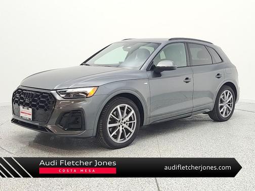 Daytona Gray Pearl Effect 2023 Audi Q5 55 S line Premium Plus