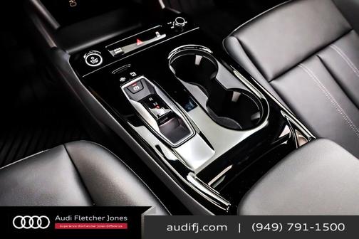 2025 Audi Q6 e-tron Premium Plus quattro