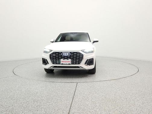 Ibis White 2023 Audi Q5 45 S line Premium