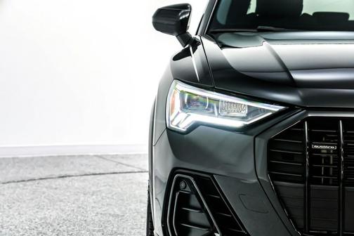 Mythos Black Metallic 2022 Audi Q3 45 S line Premium Plus