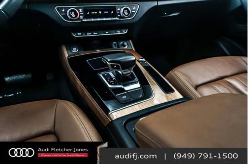 2022 Audi Q5 45 S line Premium Plus