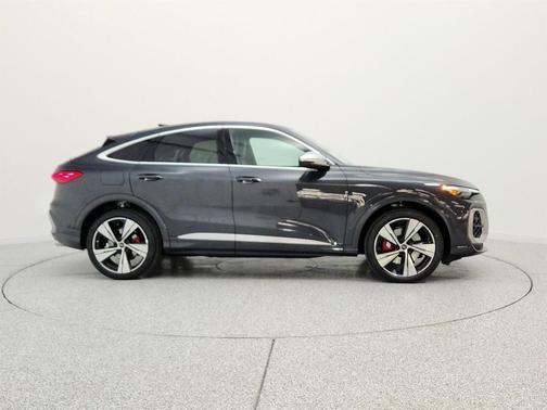 Tambora Gray Metallic 2026 Audi SQ5 3.0T Premium Plus