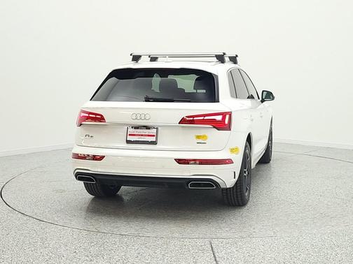 Ibis White 2022 Audi Q5 55 S line Premium Plus