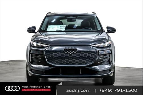 2025 Audi Q6 e-tron Premium Plus