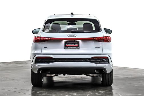 2025 Audi Q5 Premium