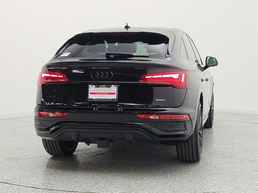 Mythos Black Metallic 2023 Audi Q5 45 S line Premium Plus
