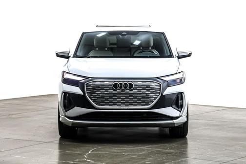 2024 Audi Q4 e-tron Premium Plus 50 quattro