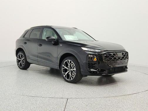 Mythos Black Metallic 2026 Audi Q3 TFSI quattro S tronic
