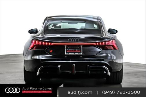 2025 Audi RS e-tron GT performance