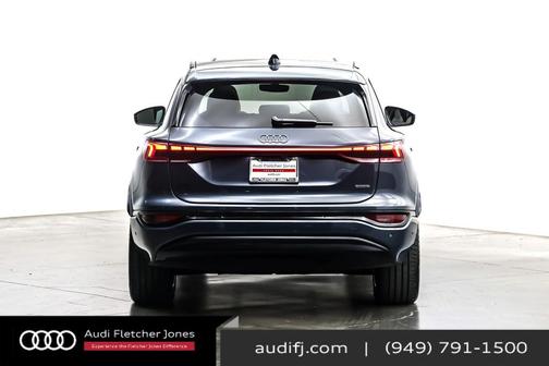 2025 Audi Q6 e-tron Premium Plus quattro