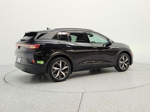 Deep Black Pearl 2023 Volkswagen ID.4 S
