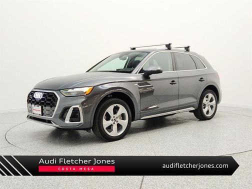 Daytona Gray Pearl Effect 2023 Audi Q5 45 S line Premium Plus
