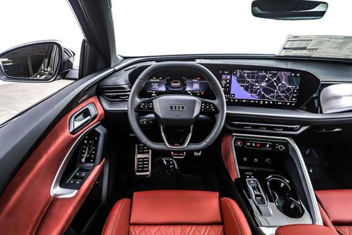 2025 Audi SQ5 3.0T Premium Plus