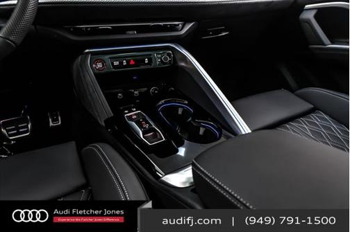 2025 Audi SQ5 3.0T Premium Plus