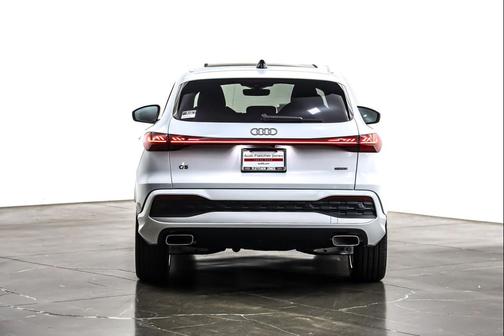 2025 Audi Q5 Prestige TFSI quattro S tronic