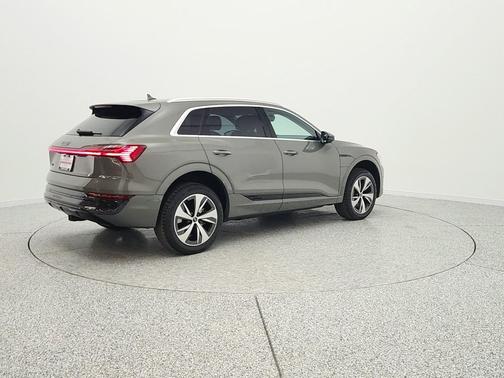 Chronos Gray Metallic 2024 Audi Q8 e-tron Premium Plus