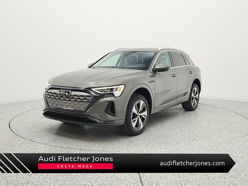 Chronos Gray Metallic 2024 Audi Q8 e-tron Premium Plus