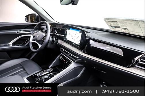 2025 Audi Q5 Premium