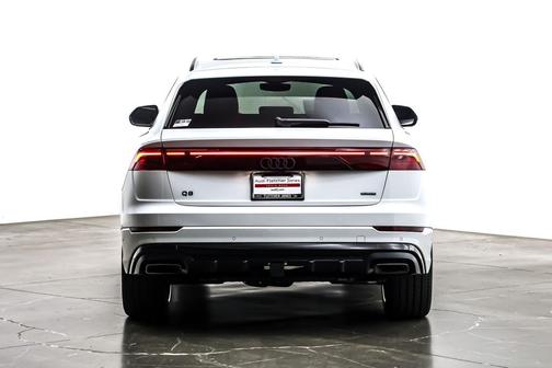 2026 Audi Q8 55 Premium Plus